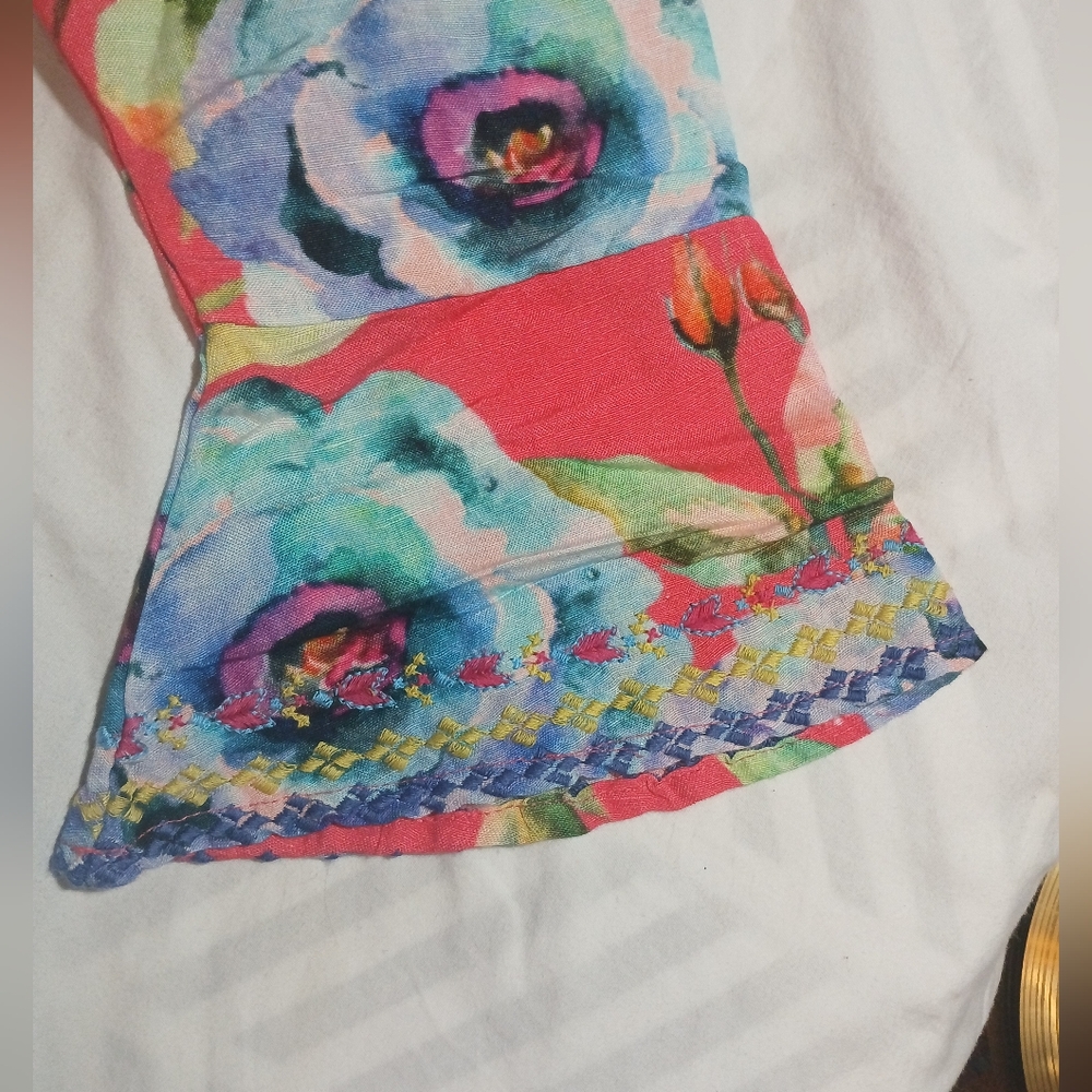 Soft Surroundings Hidden Villa Tunic Linen Exotic Floral Embroidered XS - Picture 5 of 6
